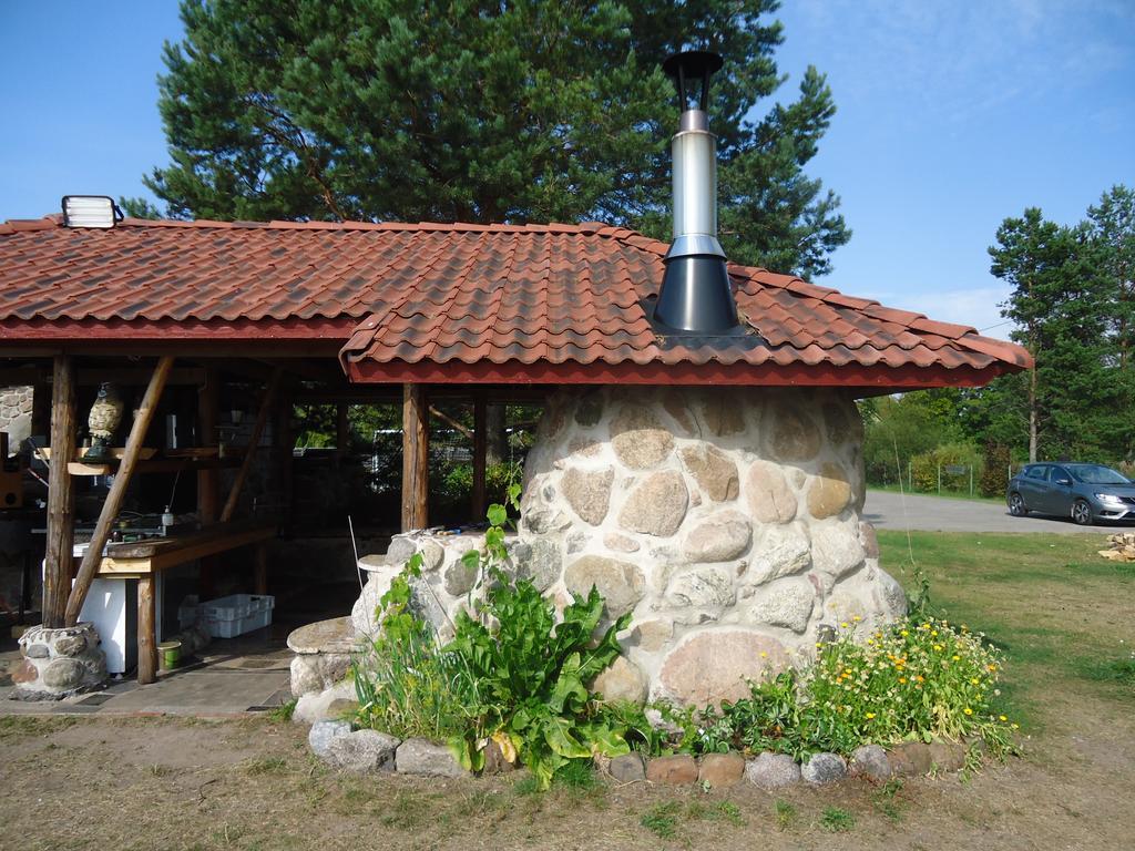 Paeevatalu Camping Ξενοδοχείο Vilusi Εξωτερικό φωτογραφία